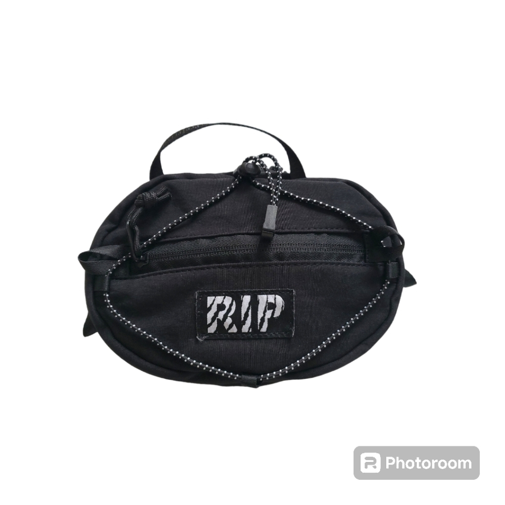 ☕ Black Fanny Pack Bag